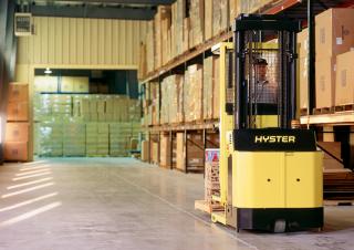 Horizontál kommisiózó targoncák Hyster R30XM3-24