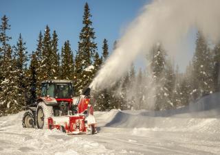 Téli kapbantartási gépek Hóvágók Dalen HMA-2011