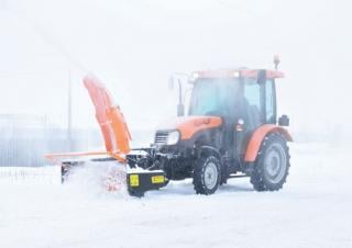 Téli kapbantartási gépek Hóvágók Pronar OW 1.5 
