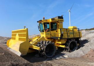 Hulladéktömörítők Bomag BC 772 EB 4