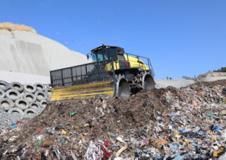 Hulladéktömörítők Bomag BC 873 RB 5