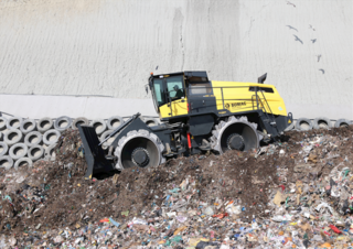 Hulladéktömörítők Bomag BC 973 RB 5