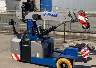 Ipari mobildaruk Valla 22 E