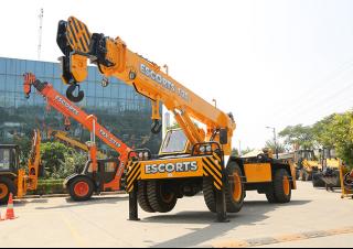 Ipari mobildaruk Escorts F 20