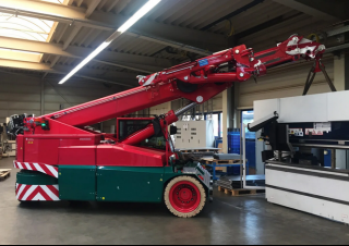 Ipari mobildaruk JMG MC 160