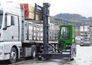 Többirányű villástargoncák ízel négyirányú targoncák Combi-Lift C 8000