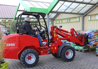 Kerti rakodógépek Schäffer 3550