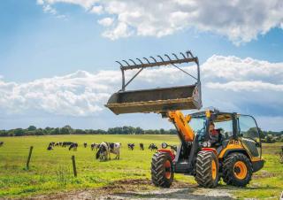 Kerti rakodógépek Dieci Agri Pivot T90