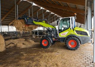 Kerti rakodógépek Claas Torion 639