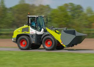 Kerti rakodógépek Claas Torion 644 Sinus