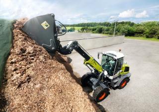 Kerti rakodógépek Claas Torion 738 T Sinus