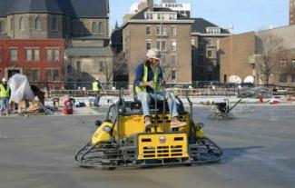 Kezelőüléses duplarotoros simtógépek Wacker Neuson CRT 48-37 V