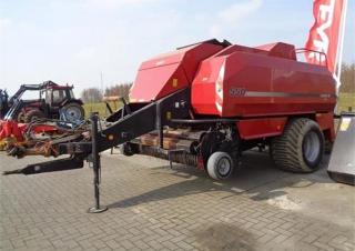 Kockabálázók Case IH 550 IST