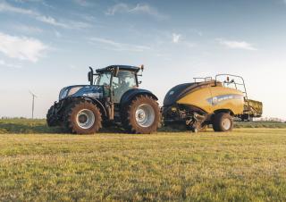 Kockabálázók New Holland BB 890 PC