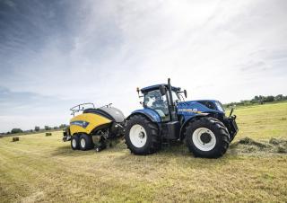 Kockabálázók New Holland BB 890 RC Plus
