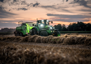 Kockabálázók DEUTZ-FAHR BigMaster 6712 X