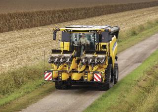 Kombájn eszközök Kombájn kukoricafelszedők New Holland NH 980CF 6R 75