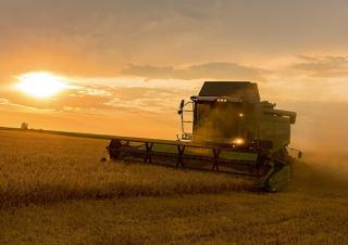 Kombájnok Fendt 5255 L MCS Rice