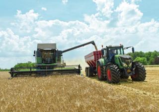 Kombájnok Fendt 5255 L MCS Rice