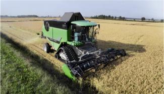 Kombájnok DEUTZ-FAHR 6095 R HTS