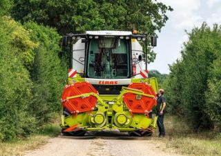 Kombájnok Claas Avero 160