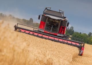 Kombájnok Massey Ferguson Beta 7360