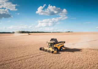 Kombájnok New Holland CH7.70 ST5