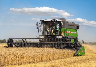 Kombájnok Fendt Corus 518 MCS Reis 