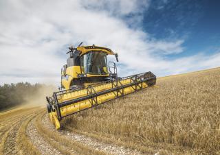 Kombájnok New Holland CX5.90 Laterale