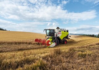 Kombájnok Claas Evion 430 Maxi    