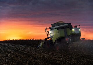 Kombájnok Claas Evion 450 Maxi    