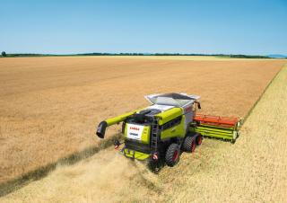 Kombájnok Claas Lexion 6800 TerraTrac 