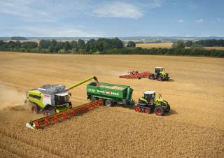Kombájnok Claas Lexion 7700 TerraTrac 