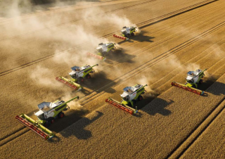 Kombájnok Claas Lexion 8500 Terra Trac  