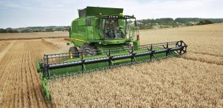Kombájnok John Deere T 660 HM