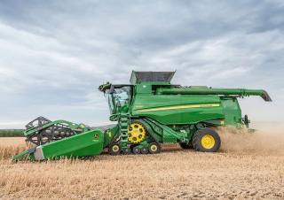 Kombájnok John Deere T670 