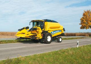 Kombájnok New Holland TC5.90 ST5 