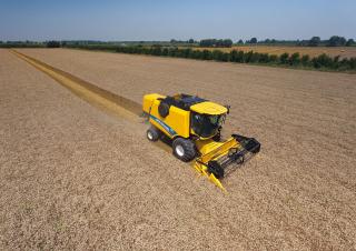 Kombájnok New Holland TC5.90 ST5 