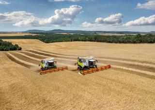 Kombájnok Claas Trion 760   