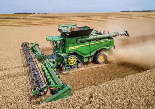 Kombájnok John Deere X9 1000  