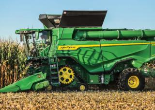 Kombájnok John Deere X9 1000  