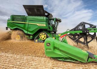 Kombájnok John Deere X9 1000  