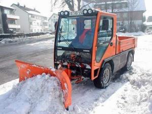 Járművek Kommuniális traktorok - elülső felfüggesztéssel Bertsche Ladog G 129 N 20