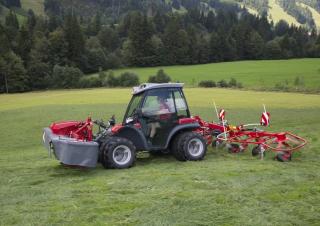Járművek Kommuniális traktorok - elülső felfüggesztéssel Aebi TT 206+