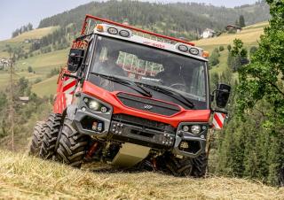 Járművek Kommuniális traktorok - elülső felfüggesztéssel Aebi VT 470 Vario