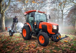 Járművek Kompakt kommunális traktorok Kubota L2602 DHW