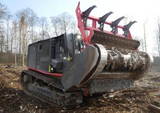 Járművek Kompakt kommunális traktorok Prinoth Raptor 500
