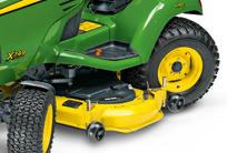 Járművek Kompakt kommunális traktorok John Deere X 700