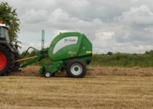 Körbálázók McHale F 5600