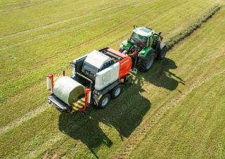 Körbálázók Pöttinger Impress 3130 FC Pro